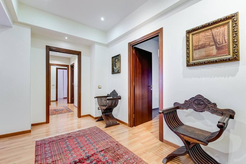Exclusive Apartment In Eur Lake Rom Exterior foto