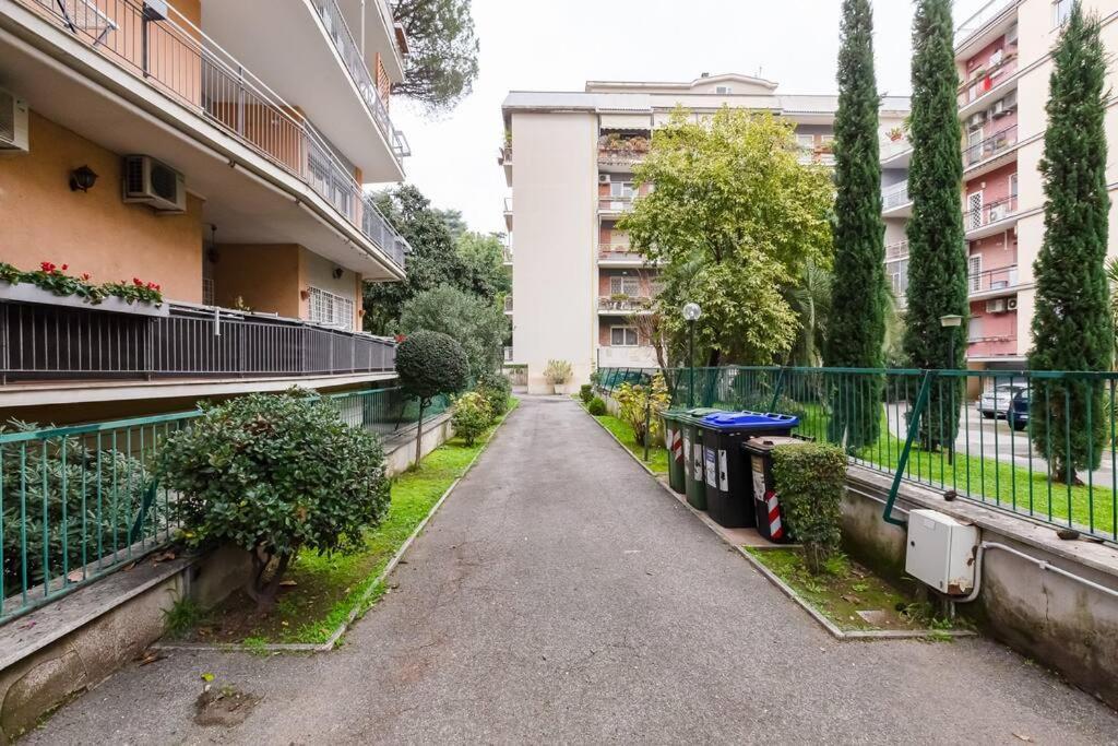 Exclusive Apartment In Eur Lake Rom Exterior foto