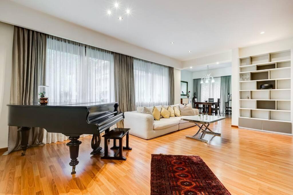 Exclusive Apartment In Eur Lake Rom Exterior foto