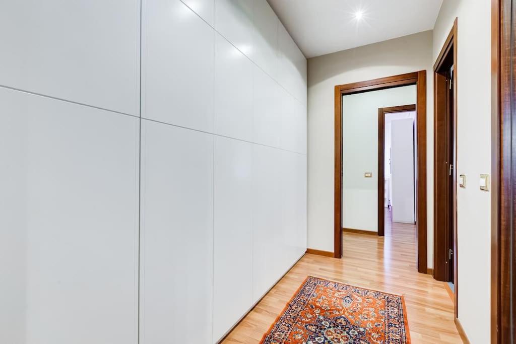 Exclusive Apartment In Eur Lake Rom Exterior foto
