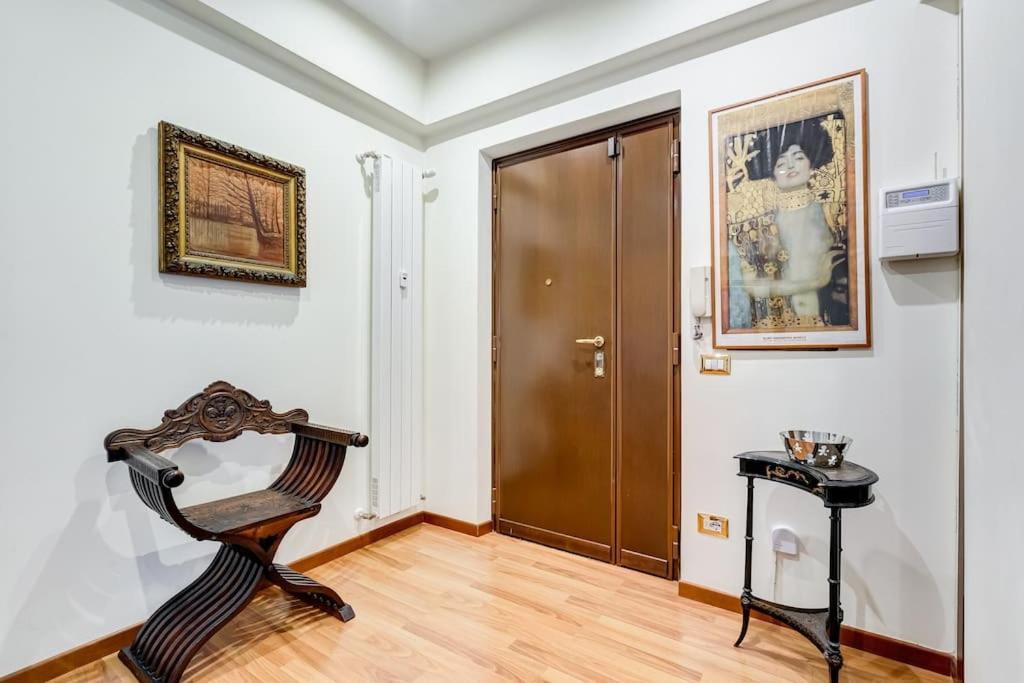 Exclusive Apartment In Eur Lake Rom Exterior foto