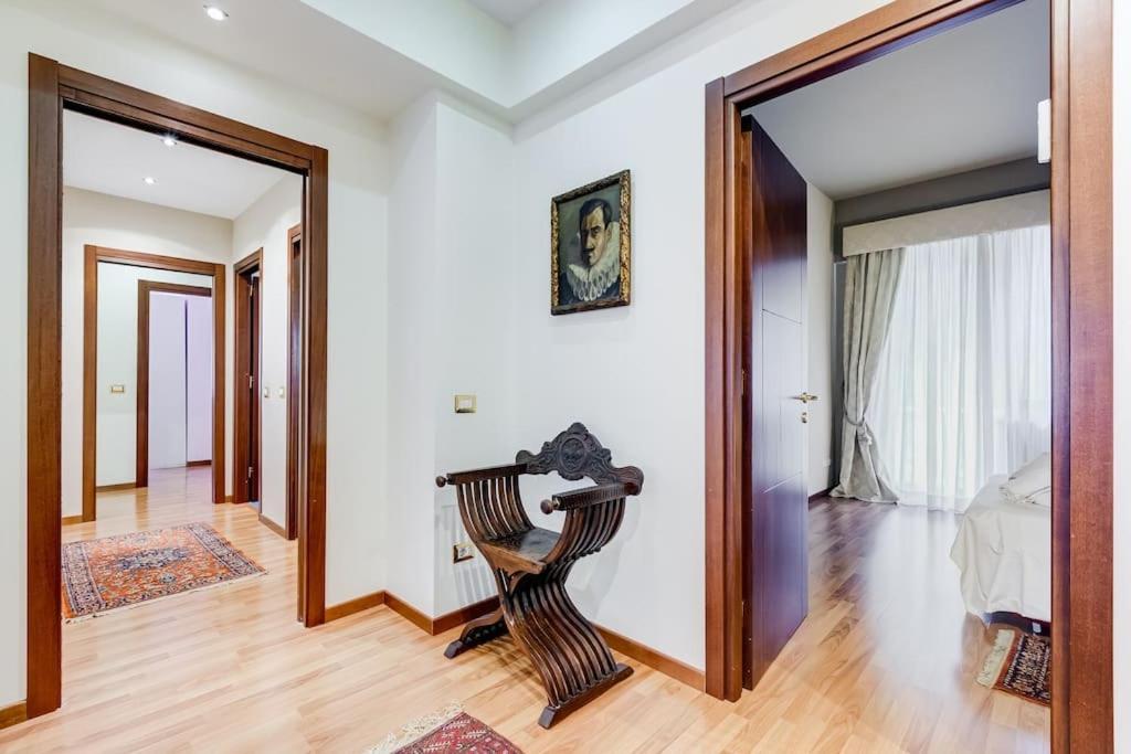 Exclusive Apartment In Eur Lake Rom Exterior foto