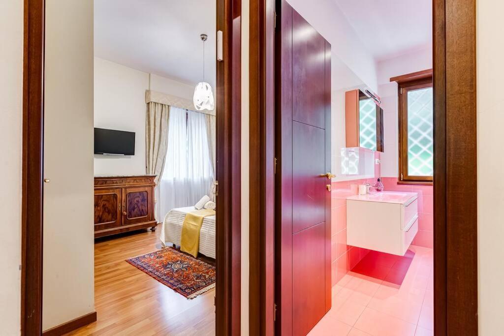 Exclusive Apartment In Eur Lake Rom Exterior foto